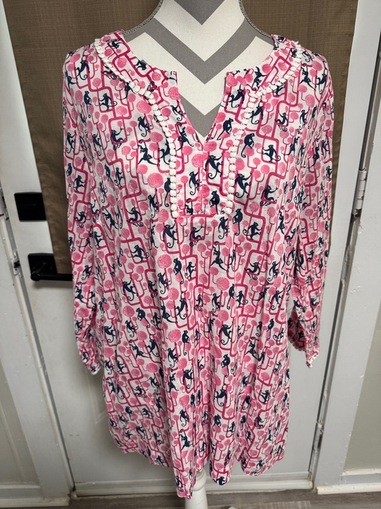 Talbots Tops - Talbots Pink and Navy Patterned V-Neck Tunic Size XL